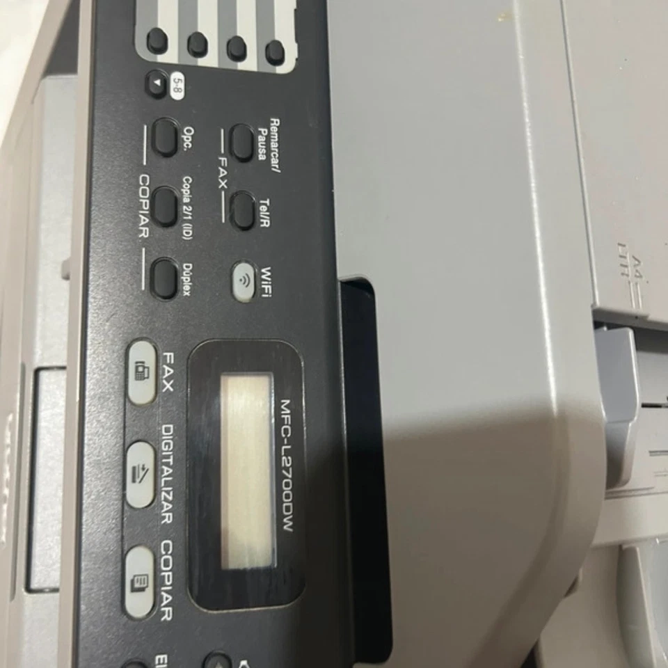 Brother MFC-L2700DW Wireless Stampante Multifunzione - Immagine 3 di 4