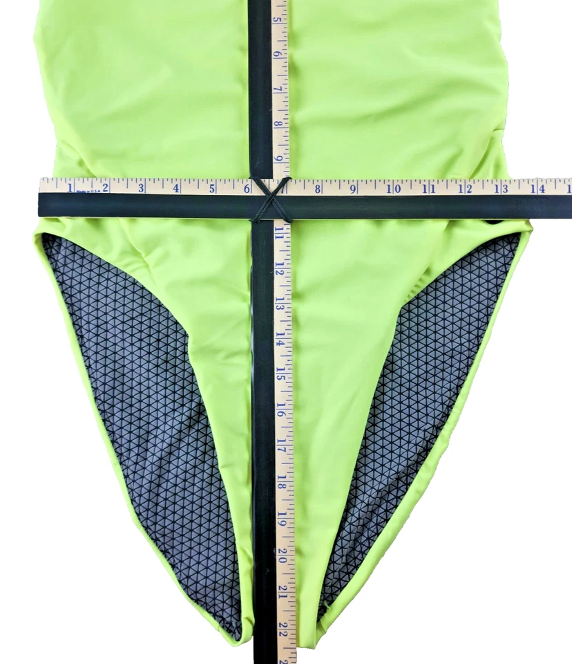 Traje de baño de una pieza para mujer Nike Hydralock Fusion - verde neón, talla L Foto 3 de 4