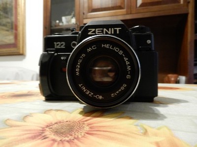 Zenit-122 Sowjetische Spiegelreflexkamera, gebraucht funktionsfähig.