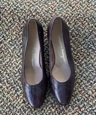 Salvatore Ferragamo Pumps Brown Size 5.5 Boutique Croc Embossed 1980s/1990s VTG