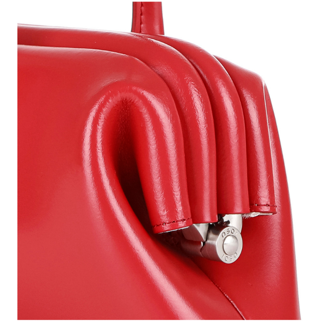 ●大人気 【OSOI】BOAT WIDE MINI BAG ●送料・関税込● お値下げ！【美品】OSOI BOAT WIDE MINI バッグ