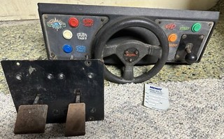 MIDWAY “CRUIS'N  WORLD”  Arcade Driving Game STEERING, and GAS + BRAKE ASSEMBLY