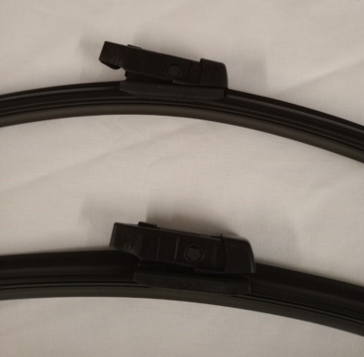 Bosch Aerotwin Front Wiper Blade Set For Land Rover Defender (2019+) - 575mm Pair 8 thumbnail image