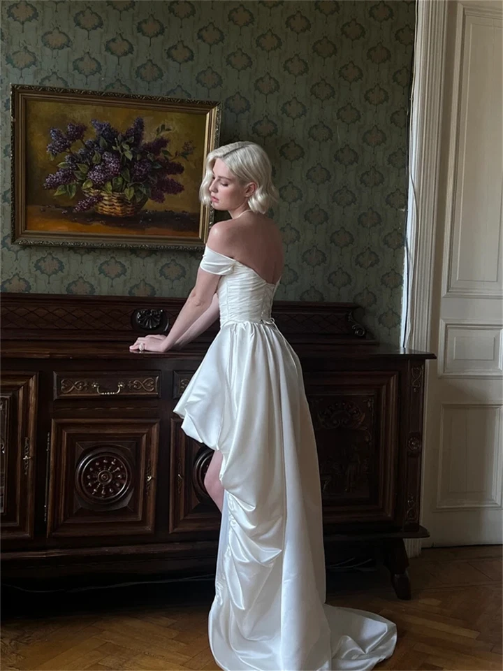 Sexy Vestidos de Novia de Satén Fuera del Hombro Con Cordones Espalda Alto Bajo Vestidos de Novia Foto 2 de 4