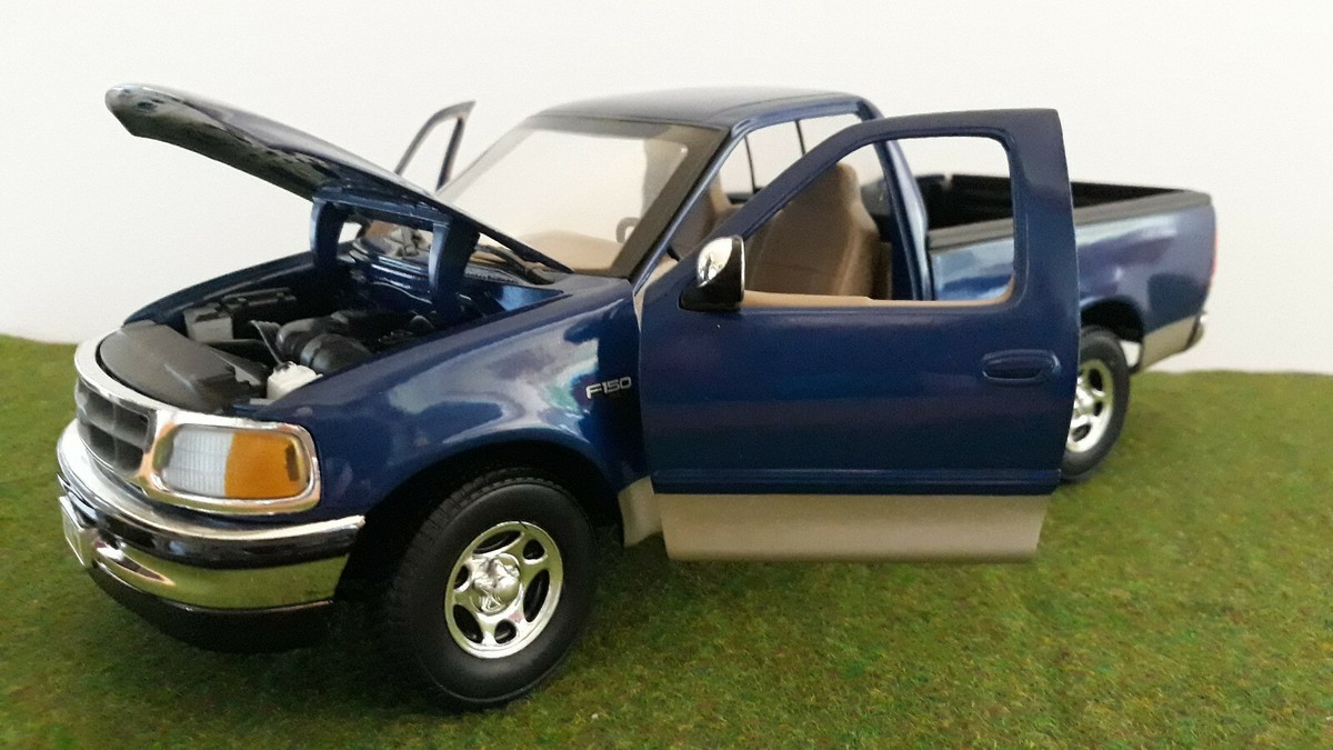 FORD F-150 XLT 1997 F150 Pick Up bleu o 1/18 AMERICAN MUSCLE