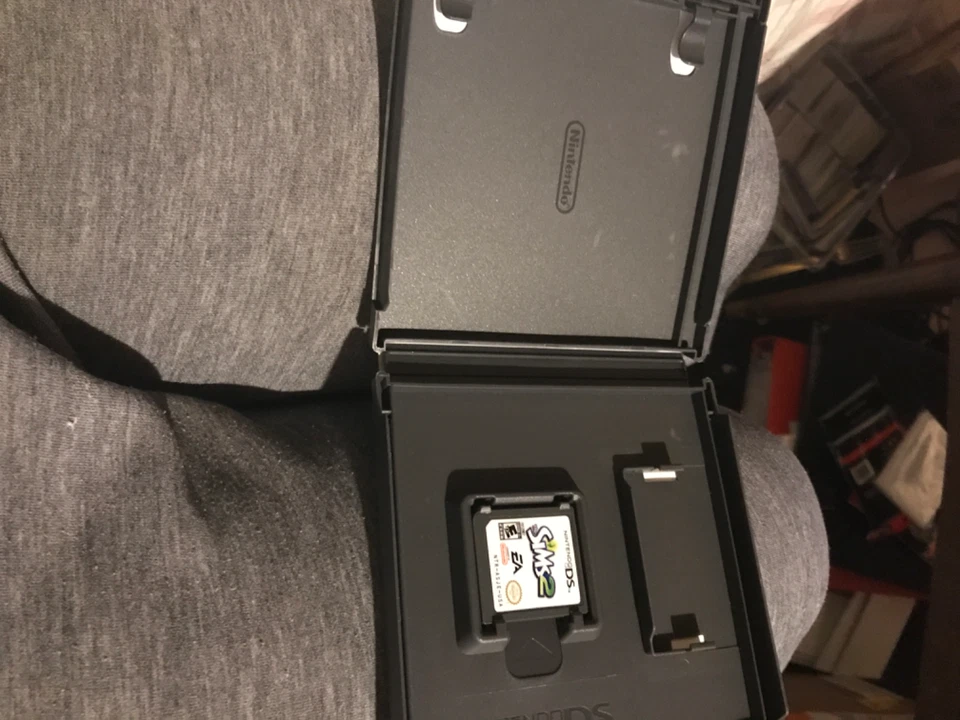 The Sims 2 Nintendo DS TESTED WORKING - Image 3 of 3