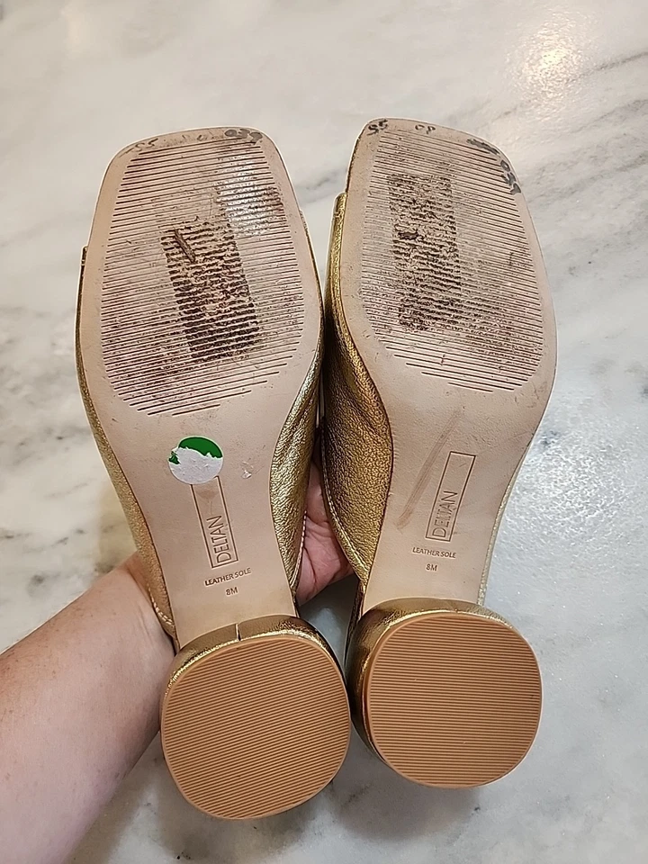Deltan baker leather block heel  shoe Gold size 8 - Image 4 of 4
