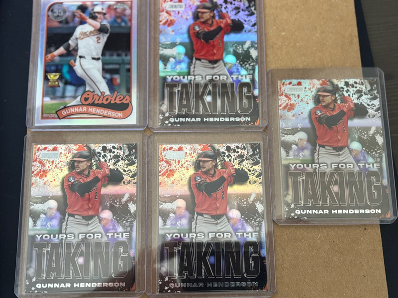 Gunner Henderson card lot (All 5 cards) Baltimore Orioles Topps