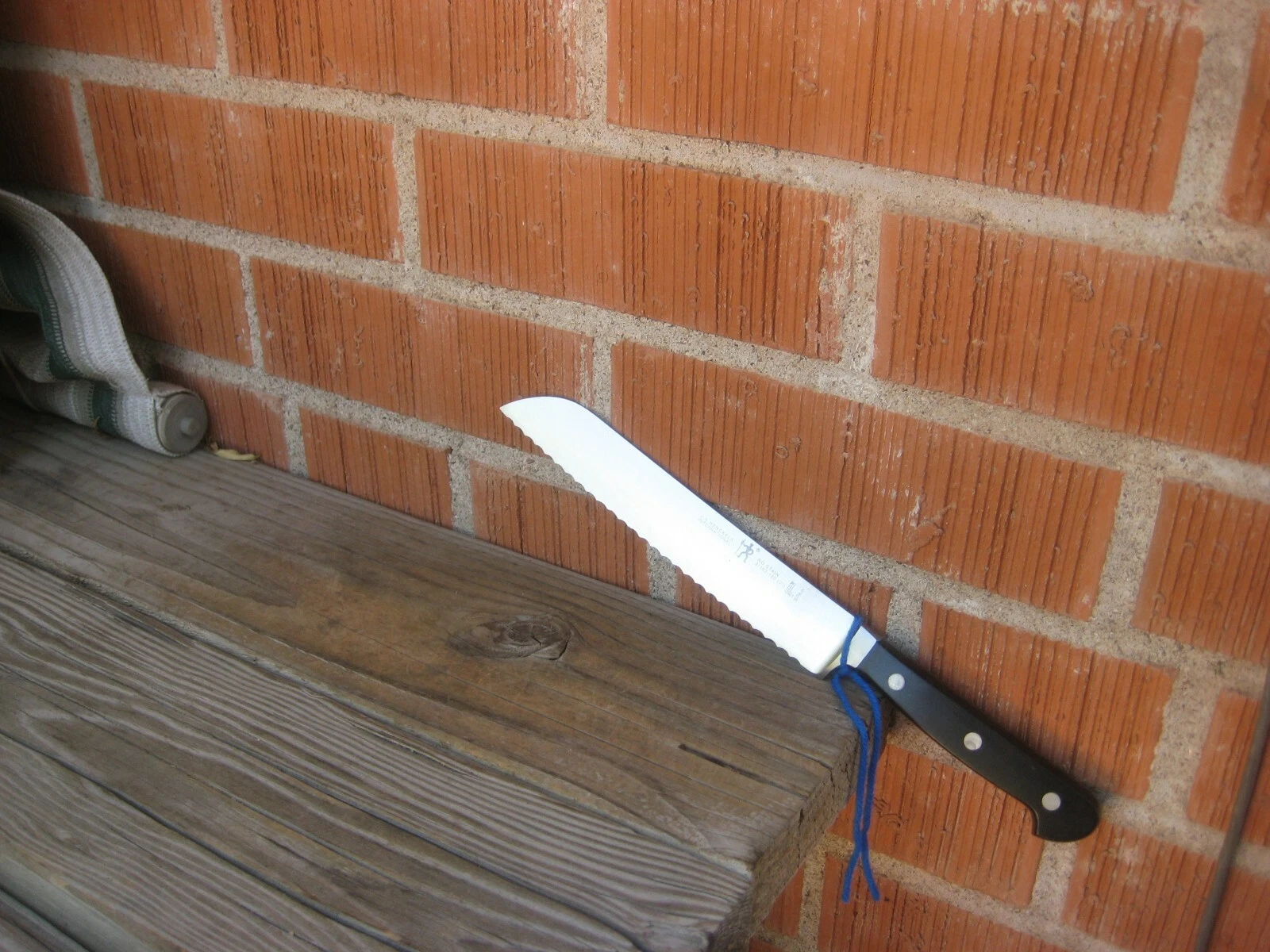 Vintage 7" Blade J. A. HENCKELS *** Fine Nice Serrated Bread Slicing Knife SPAIN