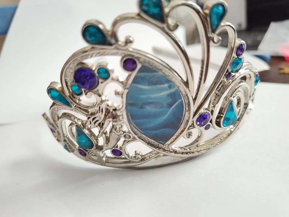 Tiara de Metal Disney London Frozen Elsa Rara De Colección Foto 2 de 4