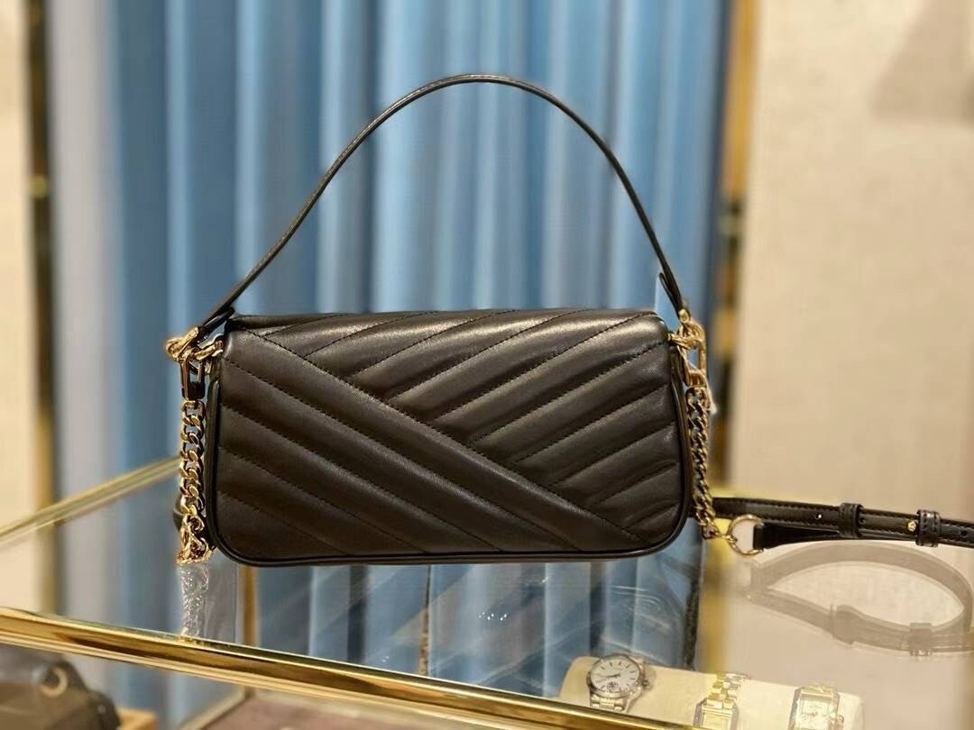 NWT Tory Burch Kira Chevron small flap Shoulder Bag - Black NWT Tory Burch Kira Chevron small flap Shoulder Bag - Black