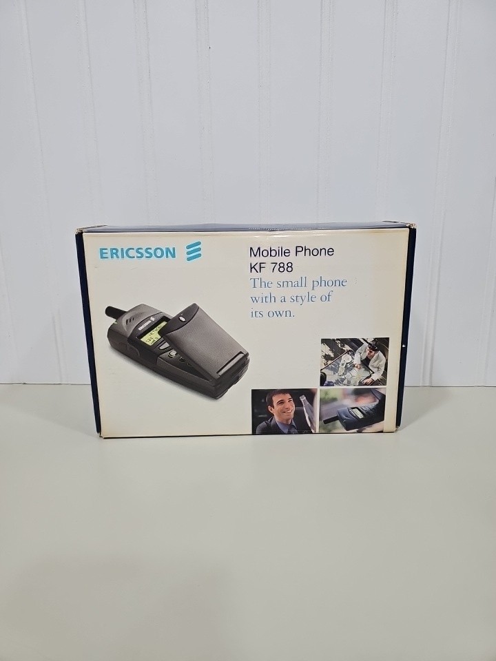 og cell-e-cel - it's on crackin オリジナル盤 Vintage 1998 Ericsson KF 788 Flip Cell Phone Original Box