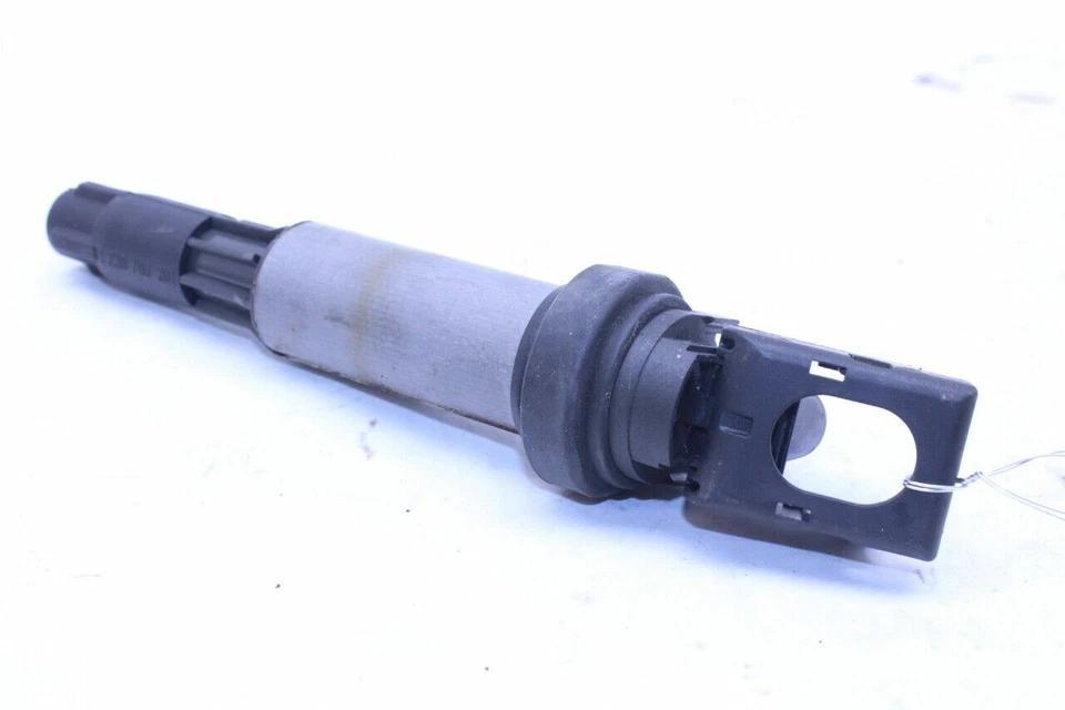 BMW 330i 2005 bobina de encendido encendedor OEM usado Foto 4 de 4