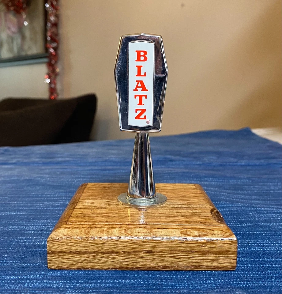 Vtg Blatz Milwaukee Beer Tap Handle Pull Topper Wood Mounted Bar Decor 49B - Image 3 of 3