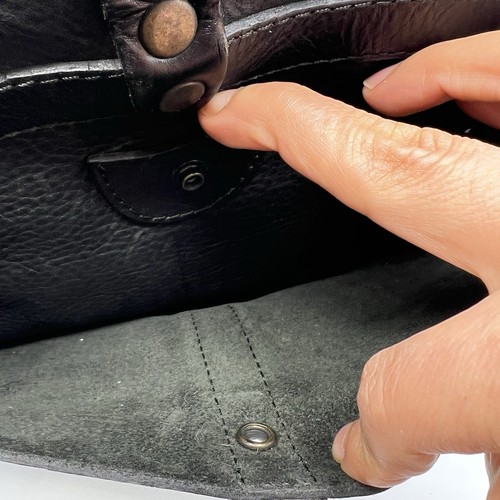 Will Leather Goods Seneca Crossbody Bag Black Original Style Full Grain Leather - Picture 17 of 20
