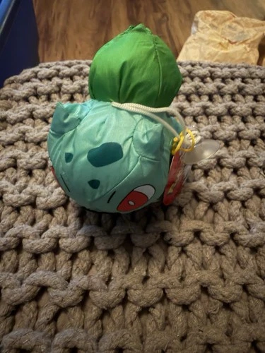 Nintendo 1999 Vintage Pokemon Water Bath Sponge Bath Buddie Bulbasaur Toy