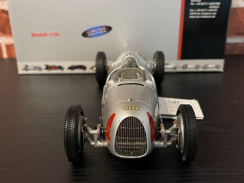 1/18 CMC Auto Union Typ C 1936 Sieger GP Deutschland #4 M-037 - Bild 4 von 10
