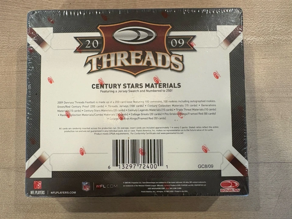 2009 Donruss Threads NFL Football Factory Sealed Box - Image 3 of 3