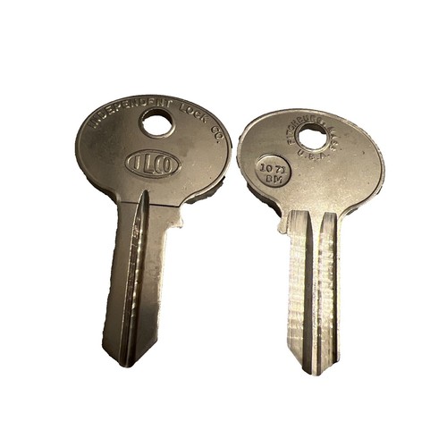 Ignition Key AM123426 AM135356 04986400 140401 140402 140403 042