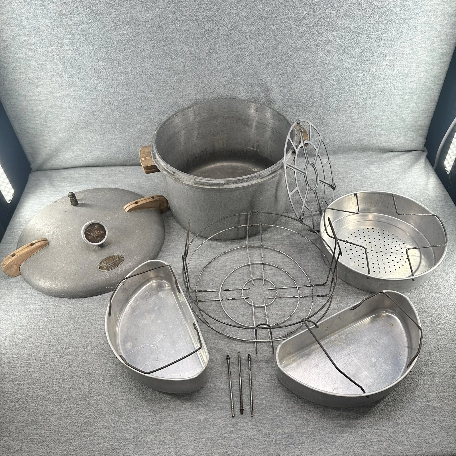 Vintage NATIONAL No. 7 PRESSURE - Canner Presto 16-Qt Cooker w/ Accessories