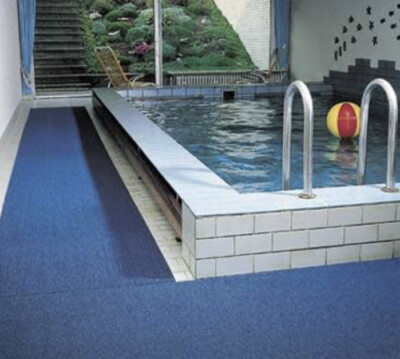 3M Safety-Walk 3200 Aquatic Wet Area Matting 3/16 Inch x 3x20 Ft.