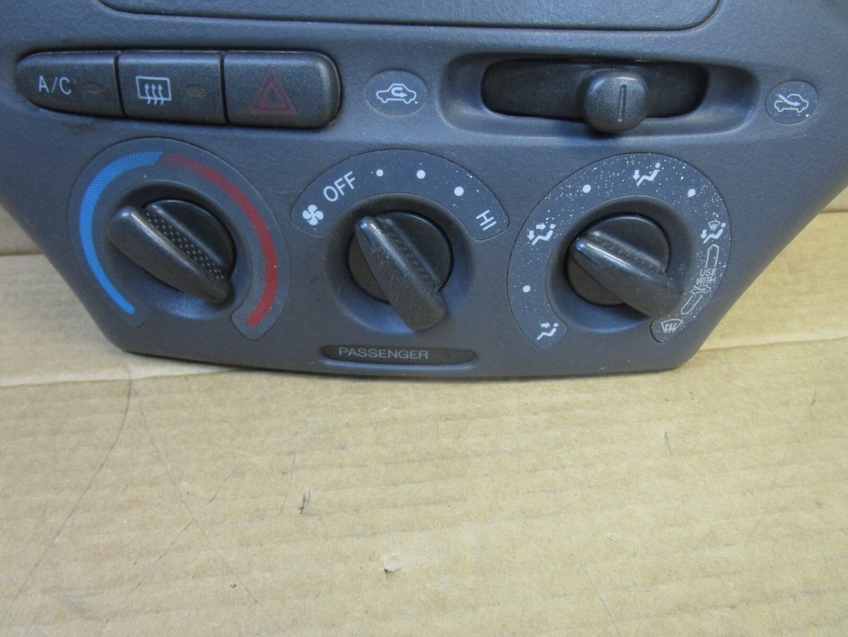 00-05 Toyota Echo Temperature Climate Control Dash A/C Heat