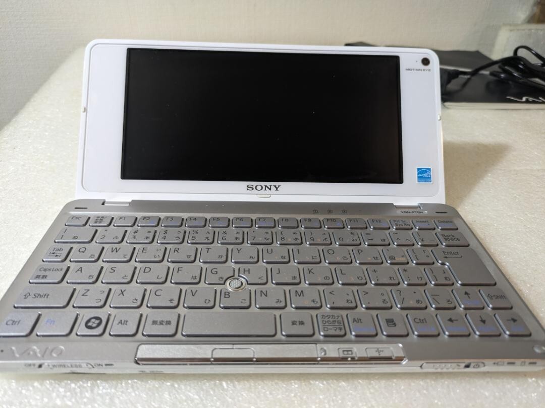 SONY VAIO Type P VGN-P70H VGN P70H HDD 60GB RAM 2GB White SONY VAIO Type P VGN-P70H VGN P70H HDD 60GB RAM 2GB White