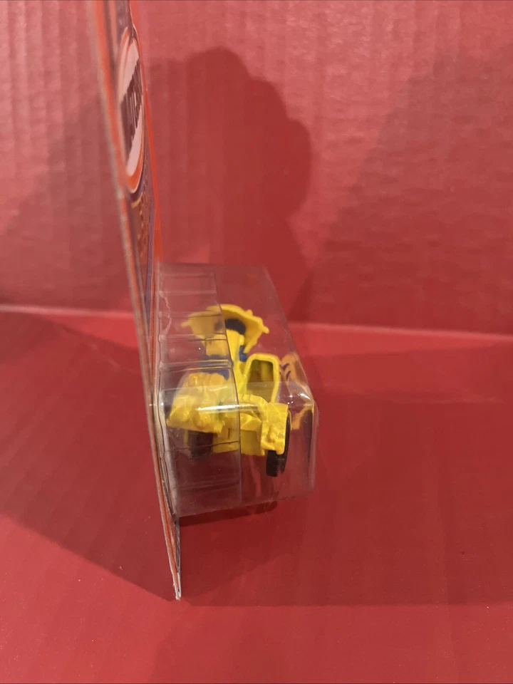 2002 Matchbox - Hero City Police Motorcycle Sidecar Yellow #28 - Image 4 of 4