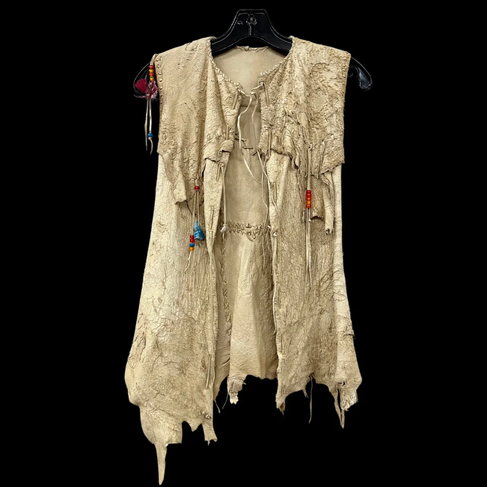 Vintage 1960s/70s Kids Leather Whipstitch Native American Beaded Fringe Vest - Image 4 of 4