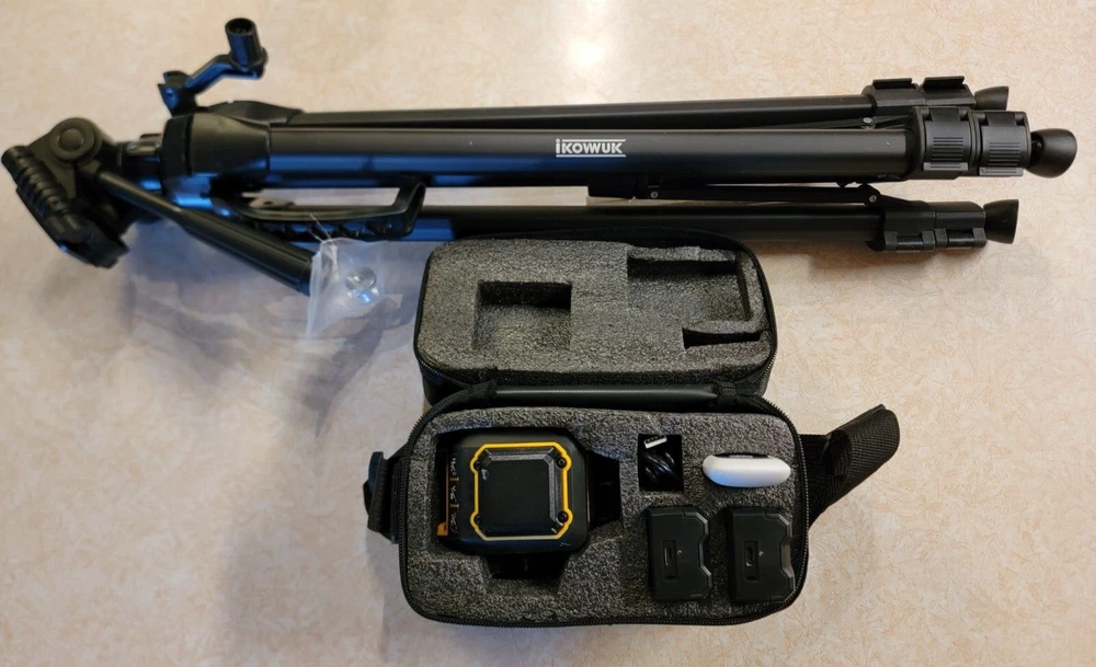 IKOVWUK Laser Level, 3x360° Cross Line for Construction 12-Lasers+ Tripod & Case