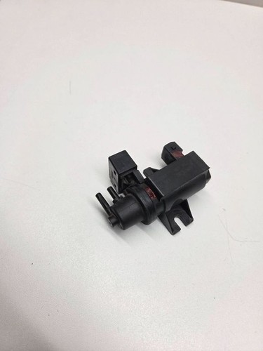 BMW 3 E90 E91 2005 Diesel 120kW Turbolader Druckwandler Magnetventil 7796634