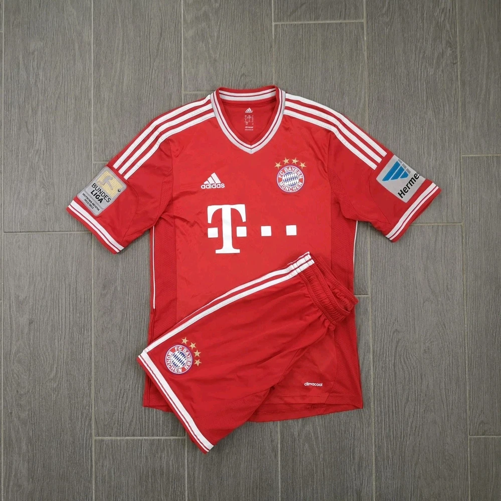 FC Bayern München FCB 2013/14 Götze 19 Heim Trikot Set Größe: S Adidas BuLi