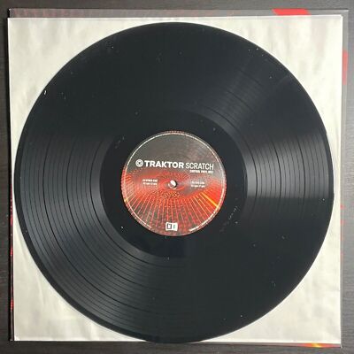 Native Instruments Traktor Scratch Pro Control Vinyl Mark 2 MK2