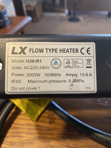 LX Flow Type Heater Model H30-R1