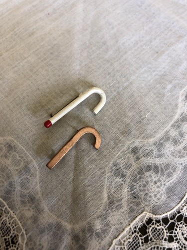 Victorian 2 Cane 7/8" & 1" Brooch Pin C Clasp Jewelry ZA-68 - Picture 5 of 5