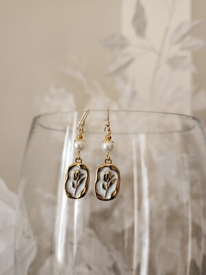White Tulip Flower Pearl Enamel Earrings In Gold