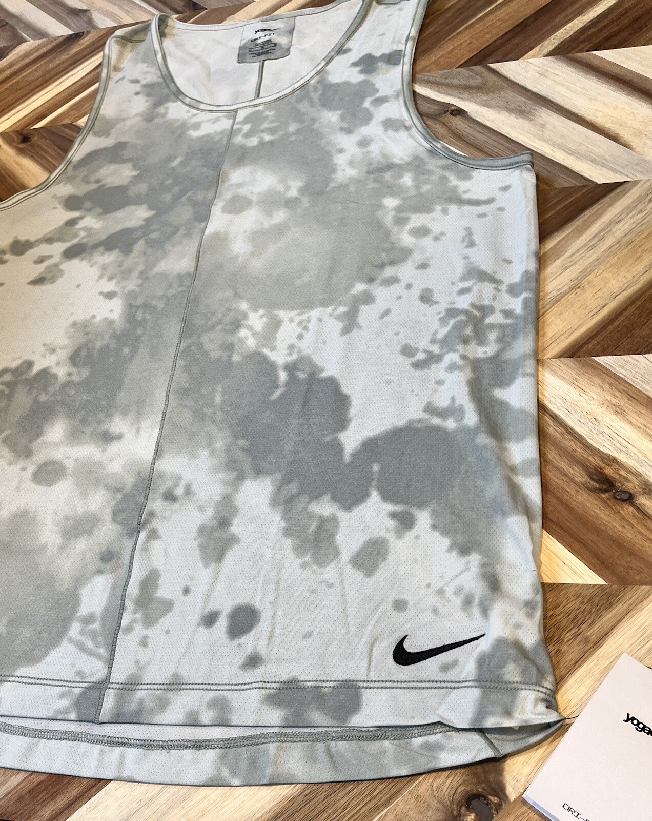 $70 Nike Dri-Fit Yoga Tank Training Camo Top Standard Fit Men’s Size MEDIUM TALL image 4