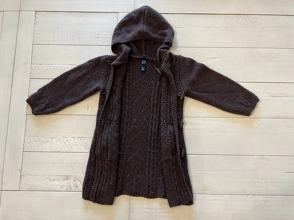 Cárdigan tejido con botones marrón con capucha para bebé/niñas/niños 5 Foto 2 de 4