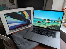 MacBook Pro 16" 2019 - intel i7 - 16GB RAM 512GB SSD - Space Grey - Case Bundle