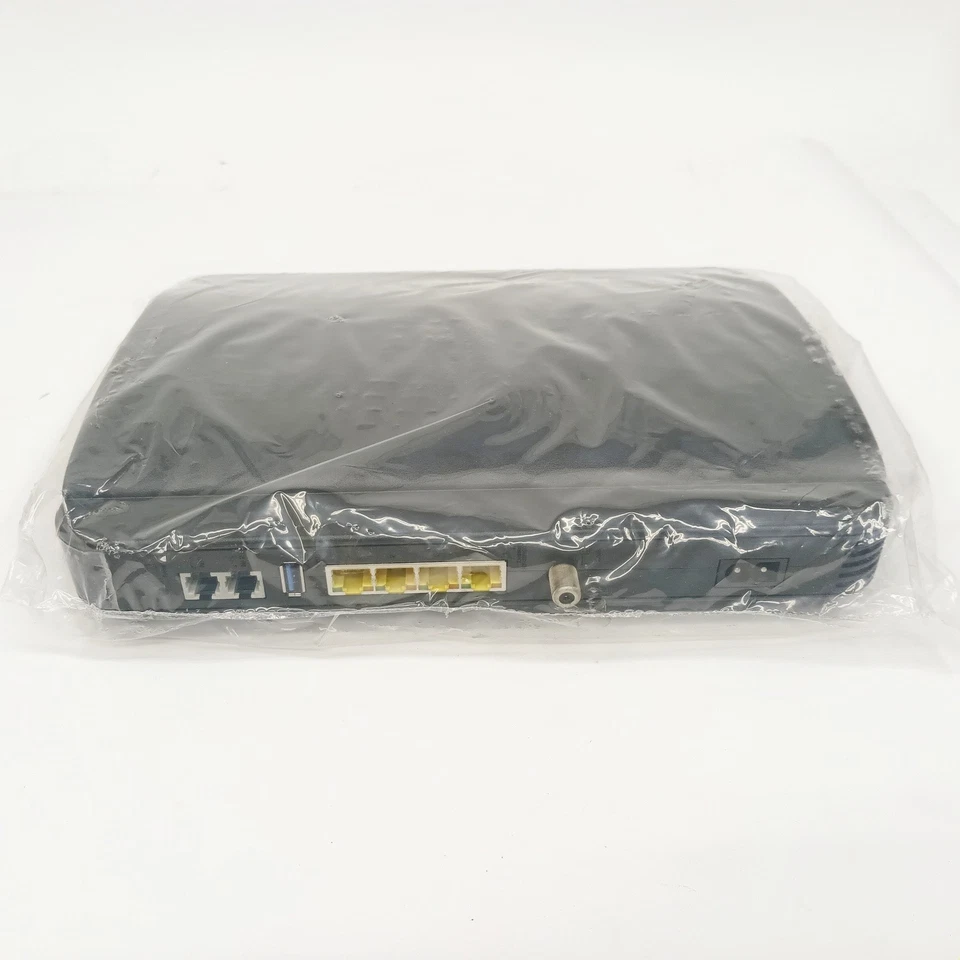 Arris TG1672G Gateway WIFI 2.5GHz - 5.0GHz 4 Port Modem - Image 3 of 4