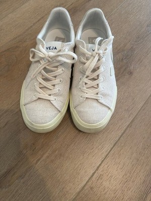 Women s Veja Campos Canvas Sneaker Size 8