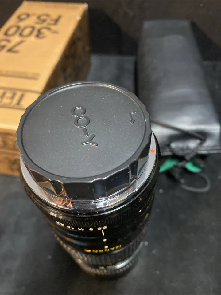 Tefnon  75-300 f5.6  Unused LensFrom Japan With Box And Case - Image 4 of 4