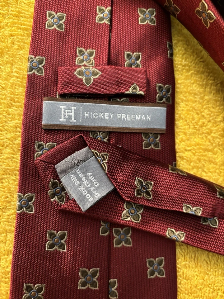 NWOT Hickey-Freeman Red Woven Silk Tie 3 5/8"W x 58"L - Image 3 of 4