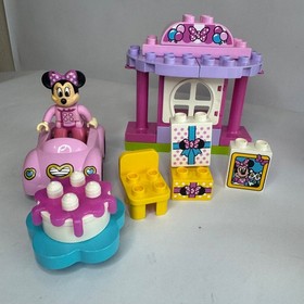 LEGO DUPLO Minnie's Bow-tique 10844 Minnie&rsquo;s Birthday Party 10873 -Incomplete