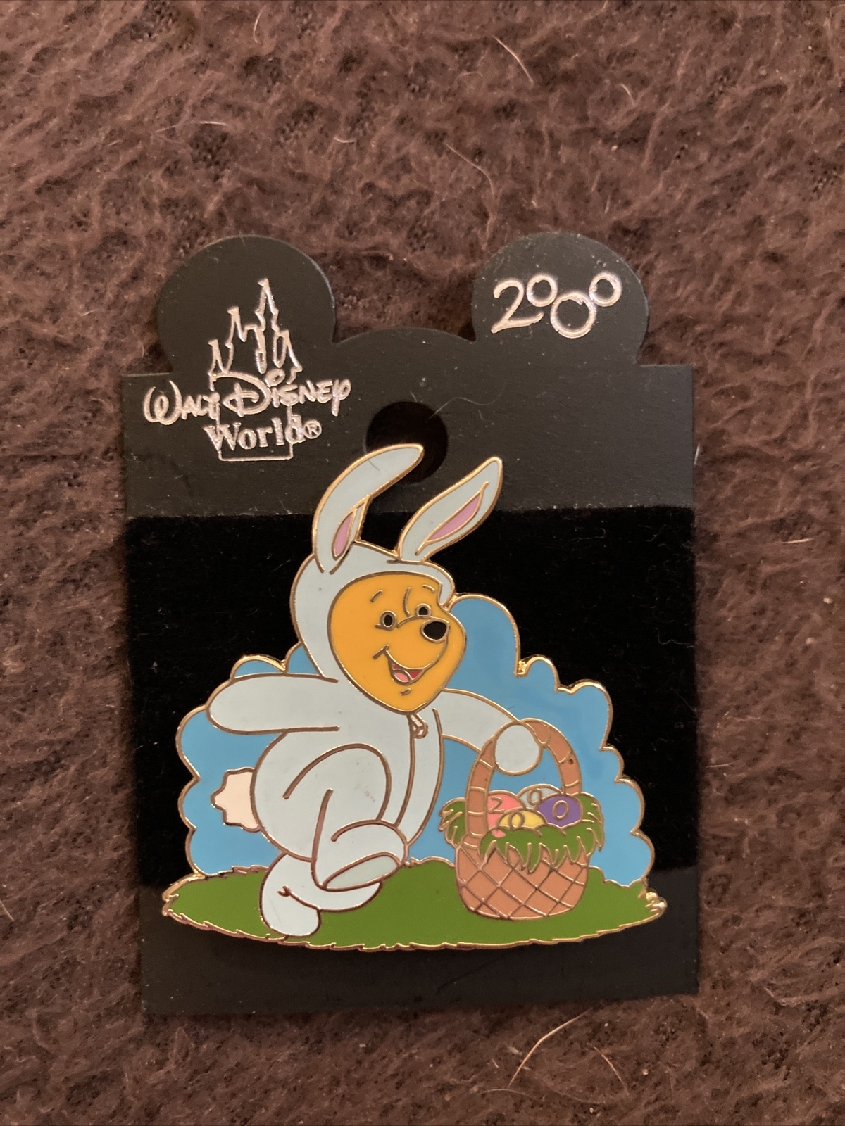 Walt Disney World Winnie the Pooh Easter Bunny Pin ~  2000 Retired