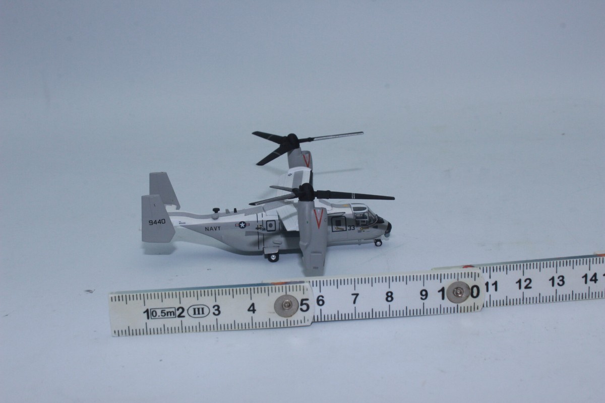 SALE ! Herpa 571760 Boeing CMV-22B Osprey VRM-30 Titans USS