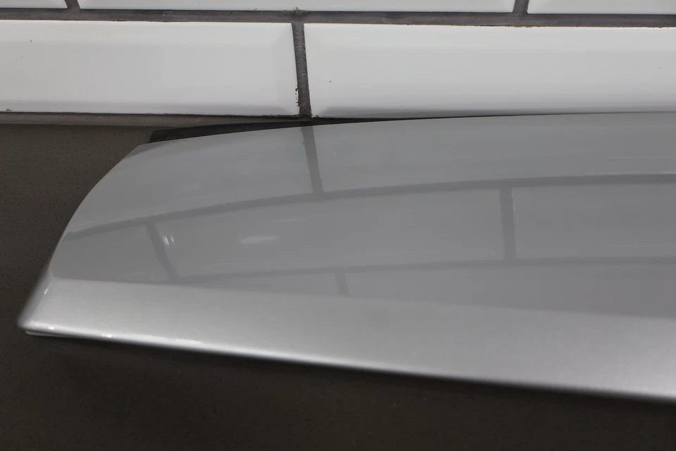 07-14 Chevy Tahoe Suburban OEM Rear Spoiler with 3rd Brake Light (Silver GGZ) - Image 3 of 4