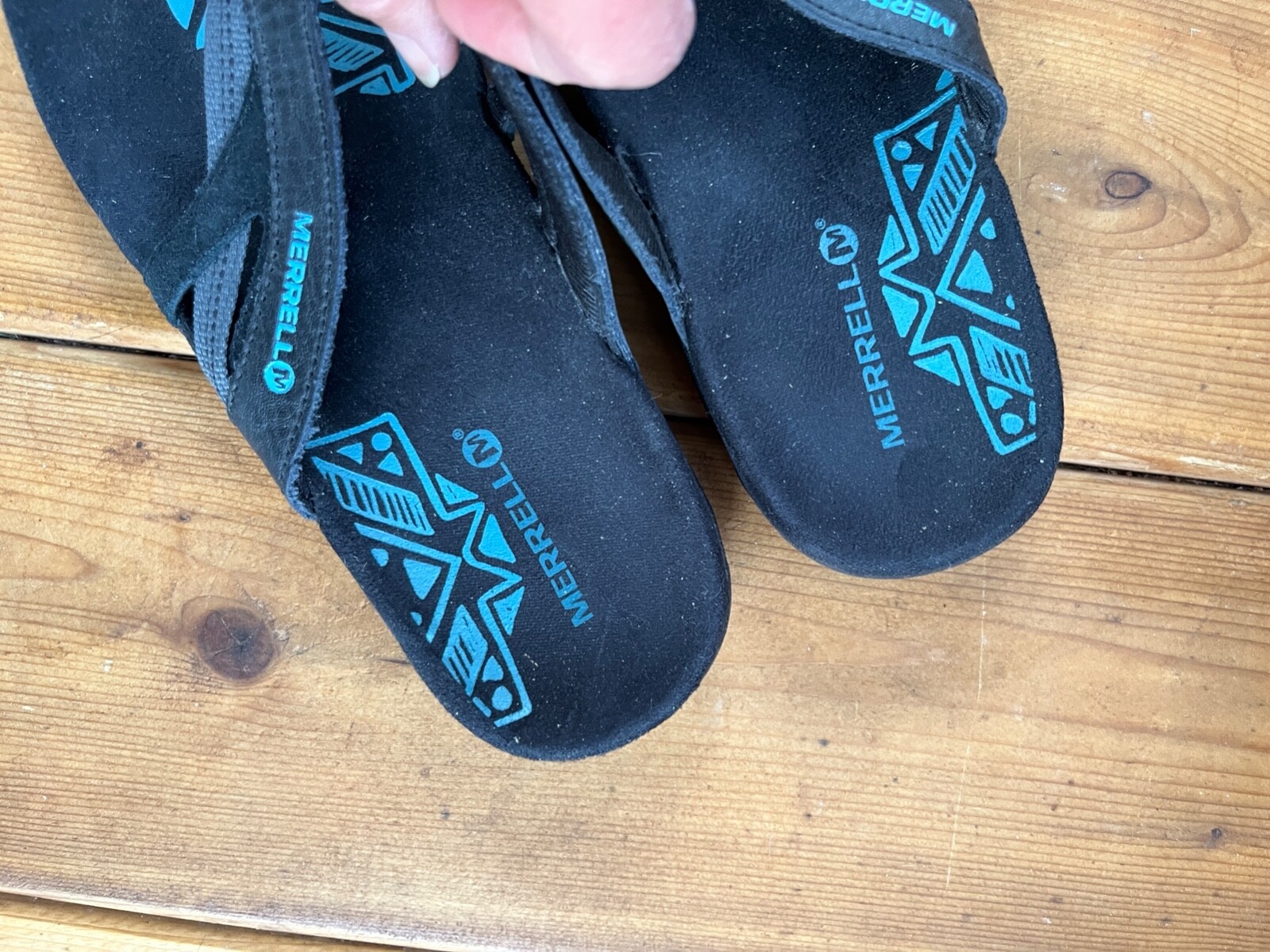 Sandali da donna neri Merrell taglia 8 slide in pelle scarpe infradito