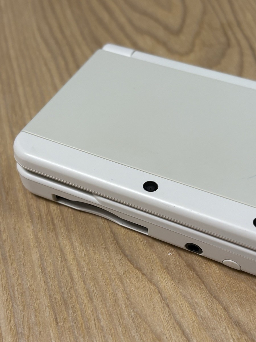 Nintendo New 3DS White Console Boxed Matching Serial Japan Tested