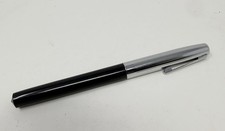 Vintage Sheaffer Silver Colored Tip Fountain Pen M Nip Made In USA Black Twist